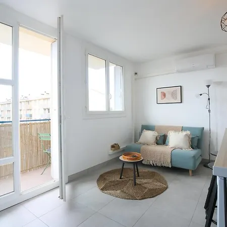 Expat Renting - Le Boheme Nature - Proche Airbus 꼴로미에